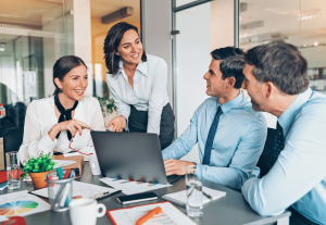 Quelle structure juridique privilégiée pour la location meublée ? (SCI, SARL, SNC)